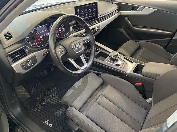 Audi A4 17 of 26