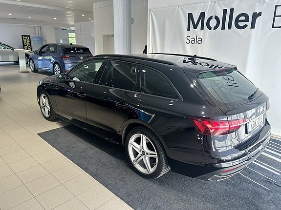 Audi A4 5 of 26