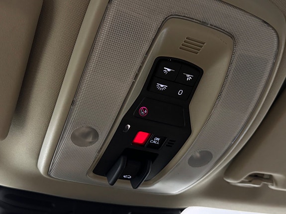 Volvo XC60 21 of 27