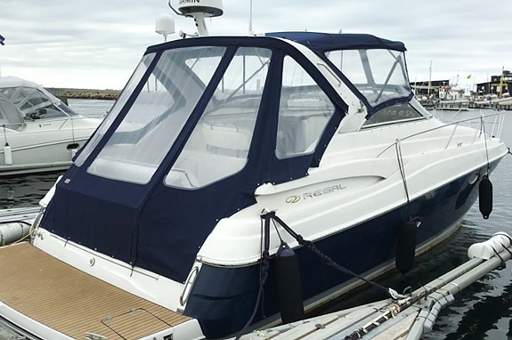 Regal 3560 Commodore 3 of 19