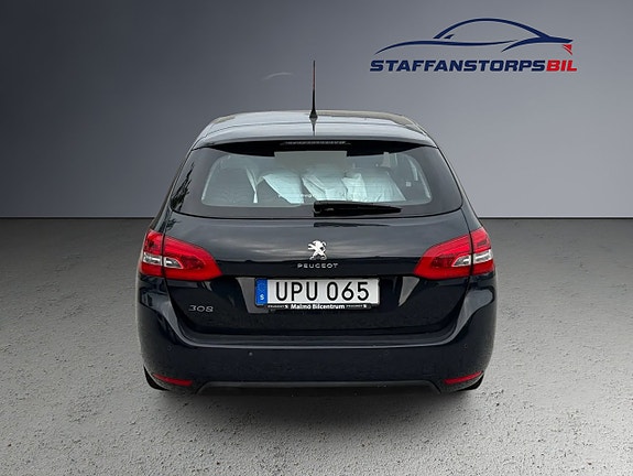 Peugeot 308 SW 6 of 11