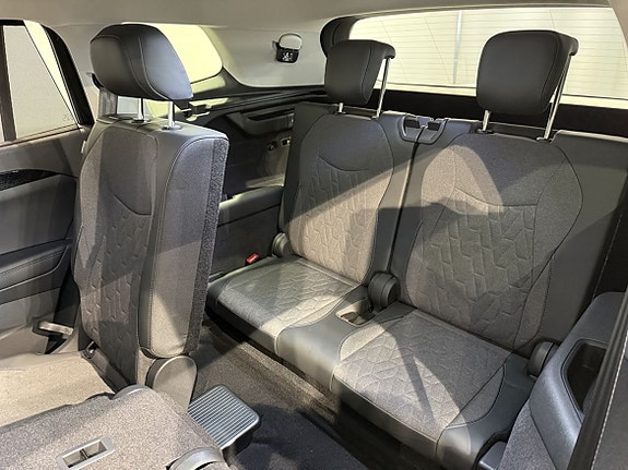 Volkswagen Tayron 11 of 25