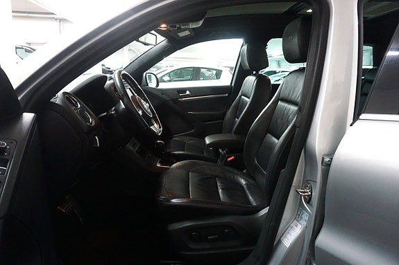 Volkswagen Tiguan 6 of 21