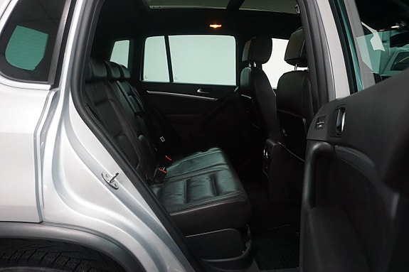 Volkswagen Tiguan 9 of 21