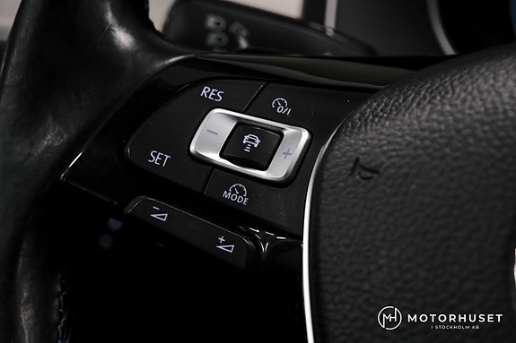 Volkswagen Passat 16 of 20