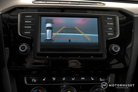 Volkswagen Passat 15 of 20