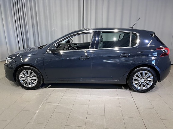 Peugeot 308 3 of 5