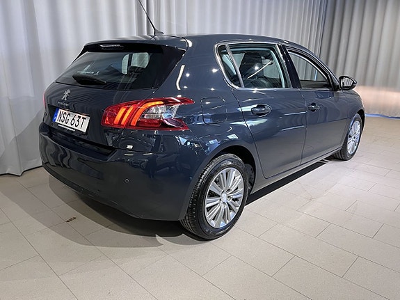 Peugeot 308 5 of 5