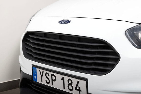 Ford Transit Courier 3 of 5