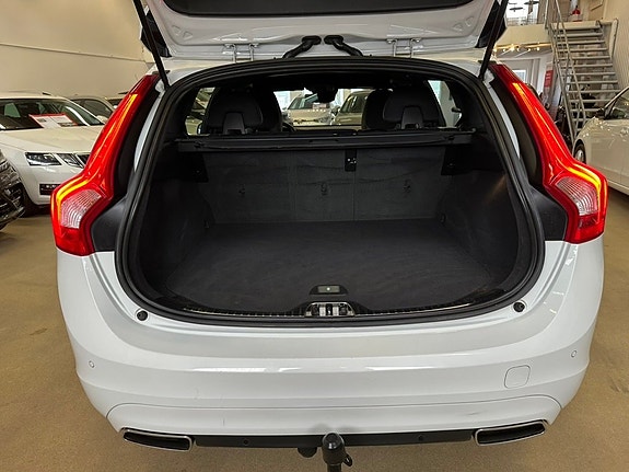 Volvo V60 7 of 26