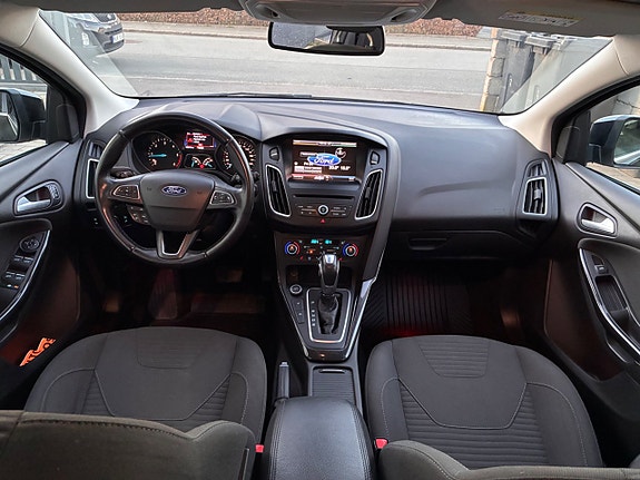 Ford Focus 16 of 30