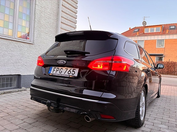 Ford Focus 11 of 30