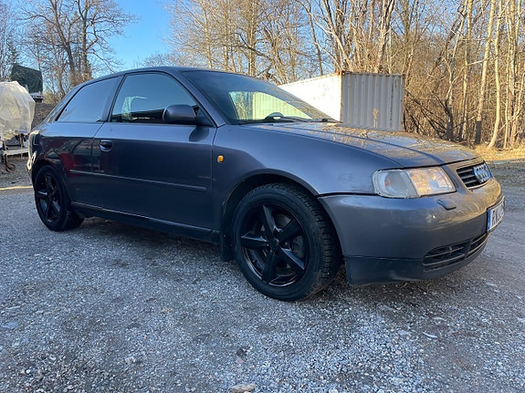Audi A3 2 of 14