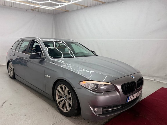 BMW 520d 3 of 12