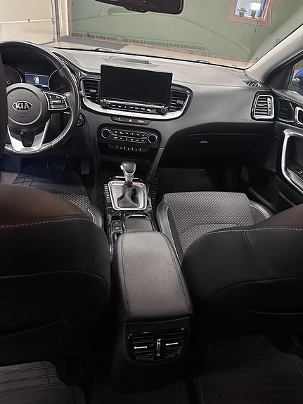 Kia Ceed 6 of 8