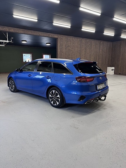 Kia Ceed 3 of 5
