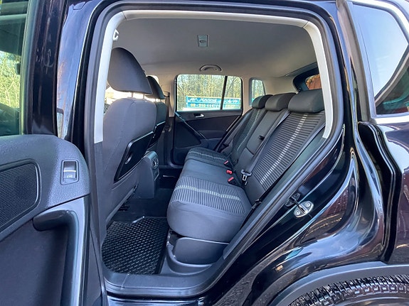 Volkswagen Tiguan 13 of 28