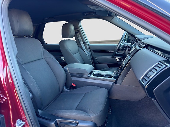 Land Rover Discovery 15 of 18