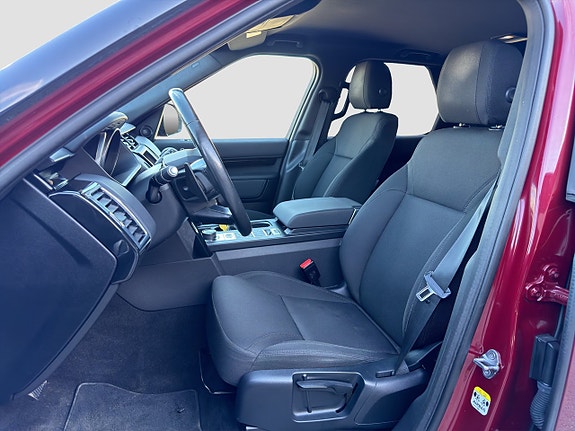 Land Rover Discovery 9 of 18