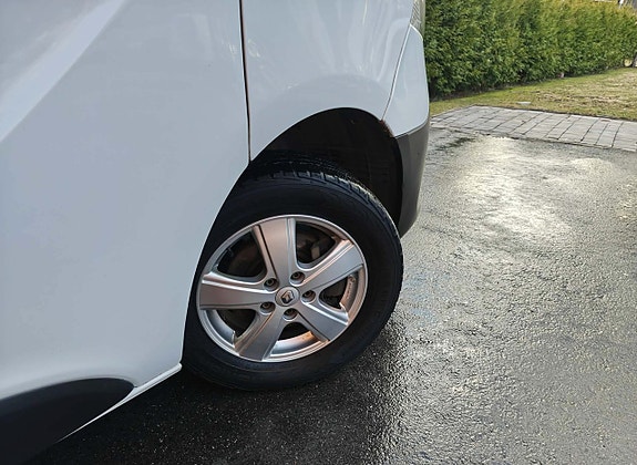 Renault Trafic 13 of 25