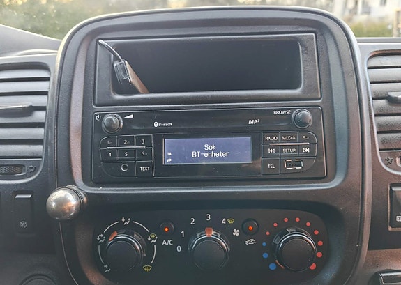 Renault Trafic 22 of 25