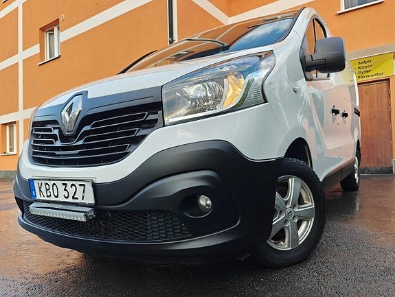 Renault Trafic 10 of 25
