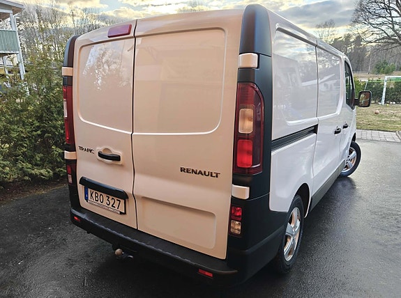 Renault Trafic 5 of 5