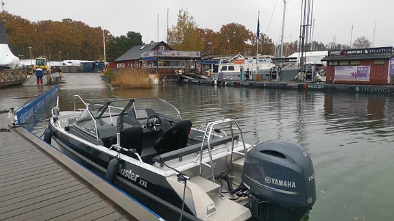 Buster XXL -17 / Yamaha 150 -20 RESERVERAD