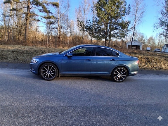 Volkswagen Passat 8 of 10