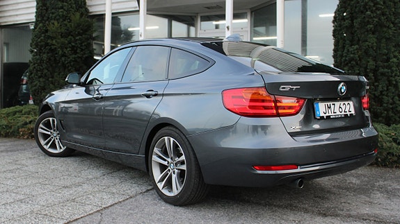 BMW 320 4 of 14