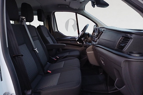 Ford Transit Tourneo 14 of 17