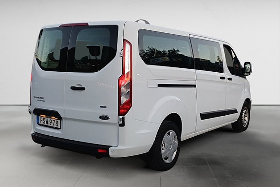 Ford Transit Tourneo 6 of 17