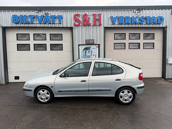 Renault Megane 7 of 7