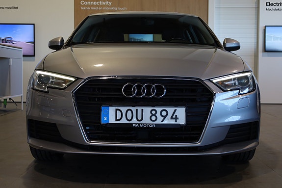 Audi A3 8 of 25