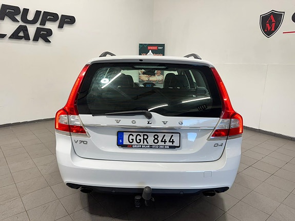 Volvo V70 8 of 20