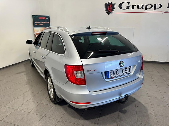 Skoda Superb 14 of 18