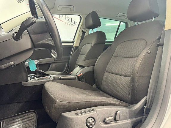 Skoda Superb 13 of 18
