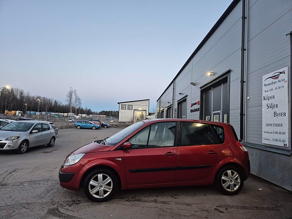 Renault Scenic II 2 of 14
