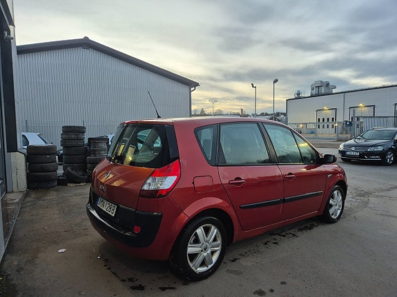 Renault Scenic II 11 of 14