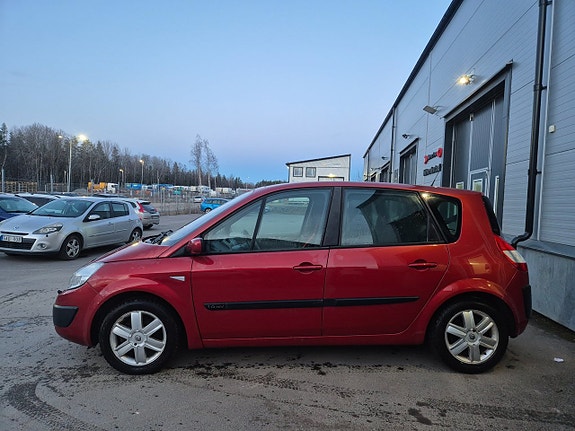 Renault Scenic II 12 of 14