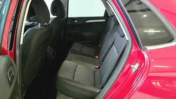 Citroen C4 11 of 11