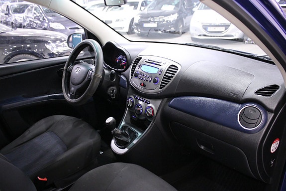 Hyundai i10 13 of 23