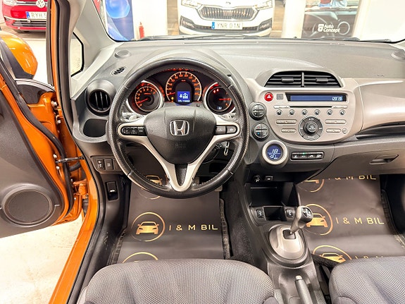 Honda Jazz 12 of 16