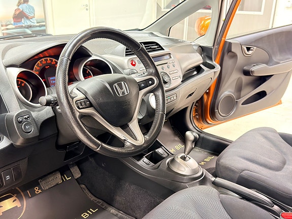 Honda Jazz 15 of 16