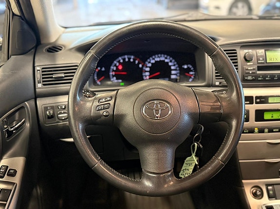 Toyota Corolla 12 of 17