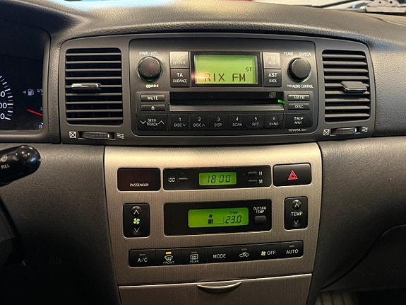 Toyota Corolla 14 of 17