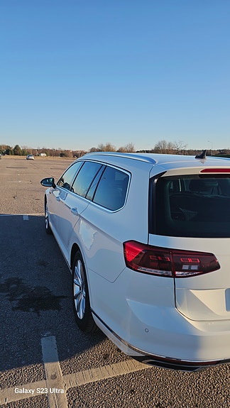 Volkswagen Passat 3 of 7