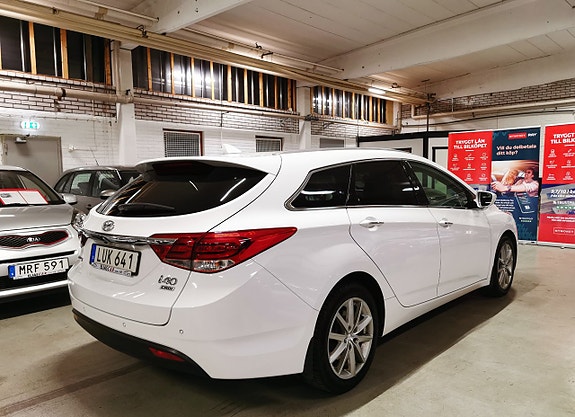 Hyundai i40 3 of 5