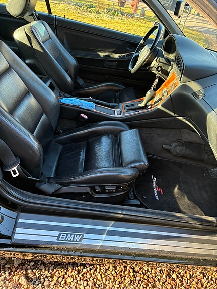 BMW 850i 4 of 4