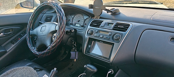 Honda Accord 8 of 9